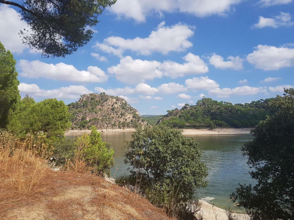 Retiro Chic Frente Al Lago - A 1 Hora De Madrid, Pantano De San Juan San Martín de Valdeiglesias エクステリア 写真